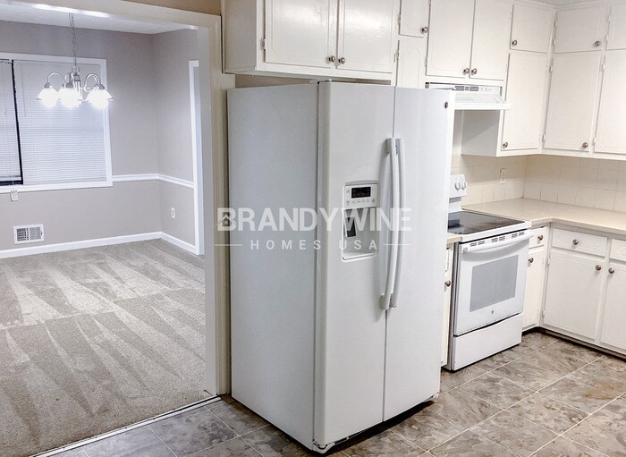 Building Photo - 7301 Fern Ct