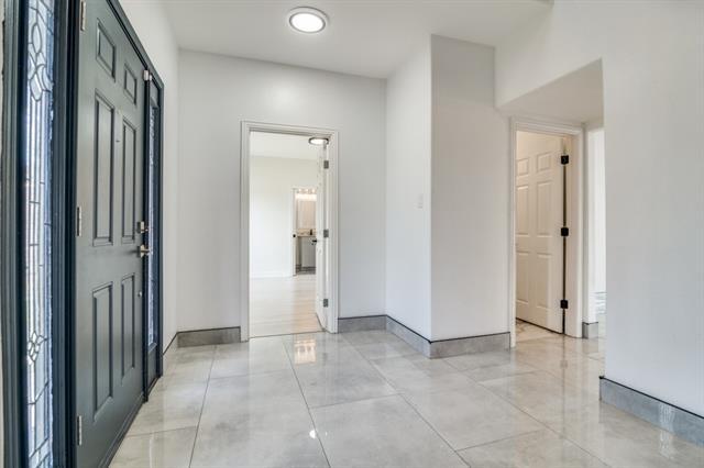 Building Photo - 2941 Clearmeadow Dr