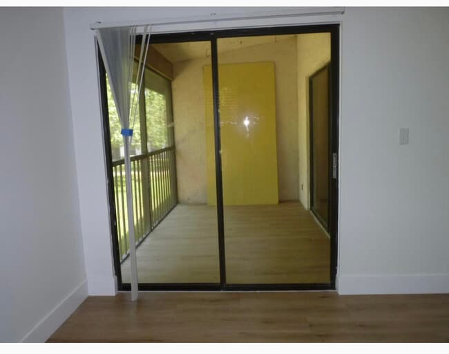 Building Photo - 3130 Millwood Terrace