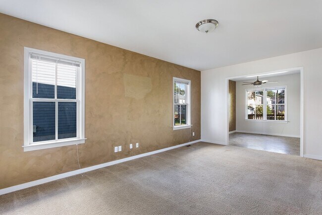 Building Photo - BEAUTIFUL NEW HOME IN HISTORIC MANCHESTER ...