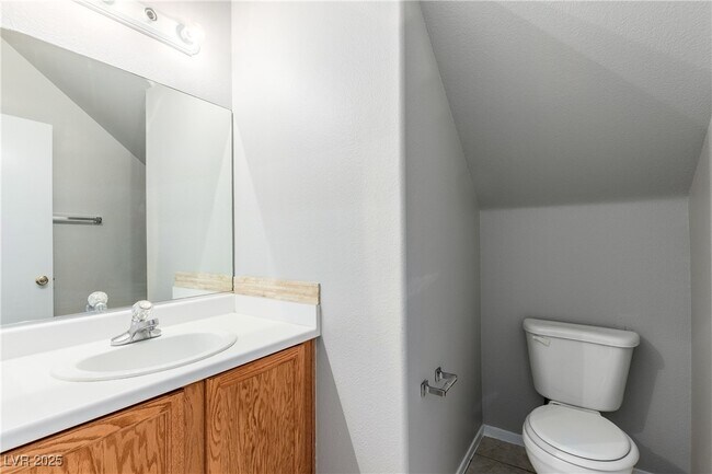 Building Photo - 6409 Stone Dry Ave