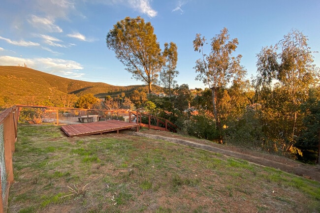 Building Photo - 9244 Calle De Vista Oeste