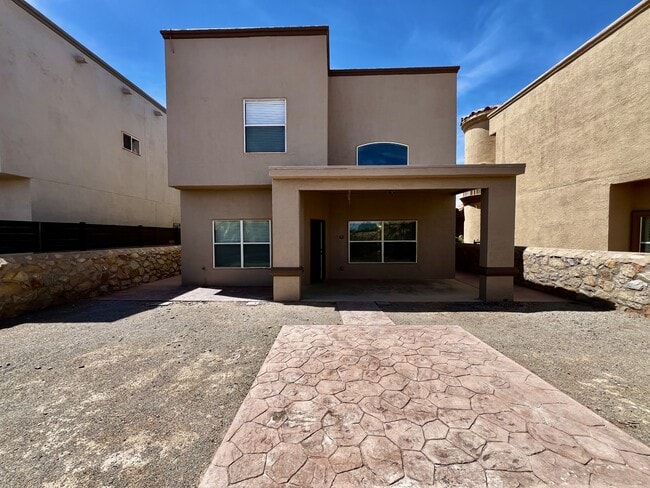 Building Photo - 3727 Grand Bahamas Dr