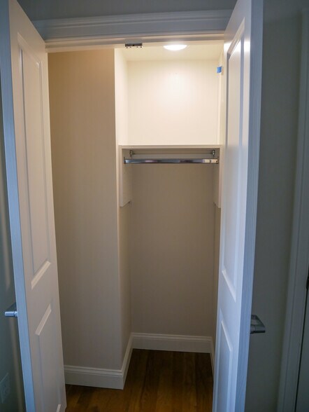 Building Photo - 39 Herrick Rd