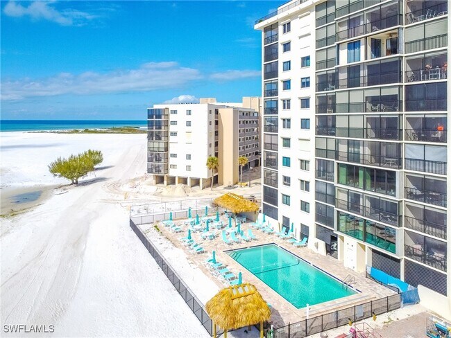 Primary Photo - 8400 Estero Blvd