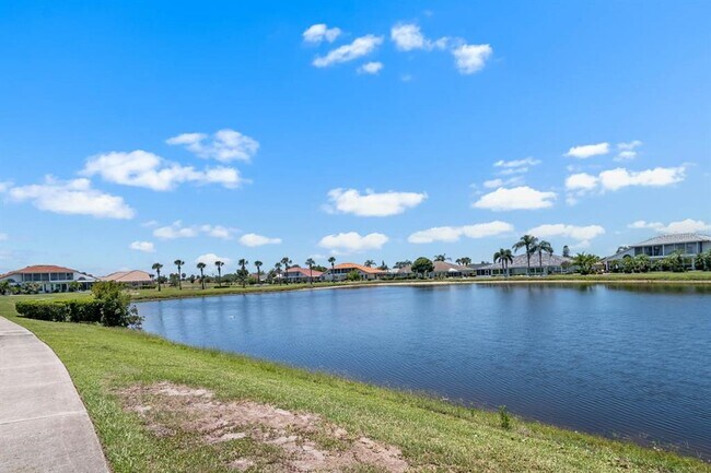 Building Photo - 609 Lively Dr
