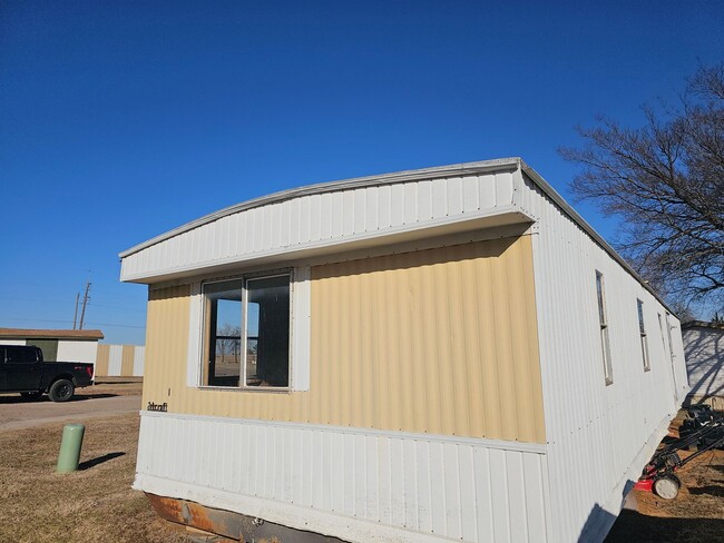 Primary Photo - $1000 Mobile Home must be moved off property.