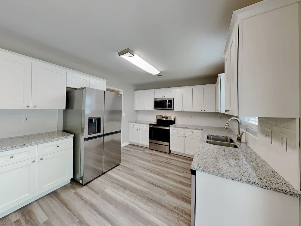 Building Photo - 2546 Buckleigh Dr
