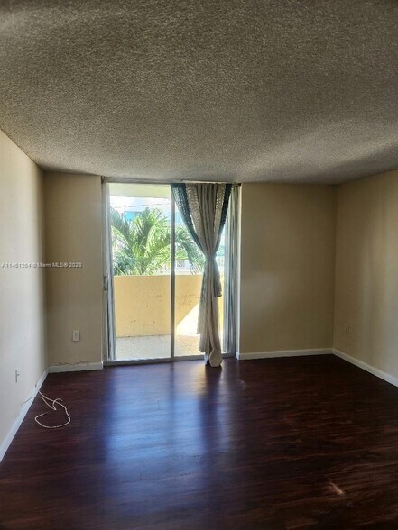 Building Photo - 7900 Tatum Waterway Dr