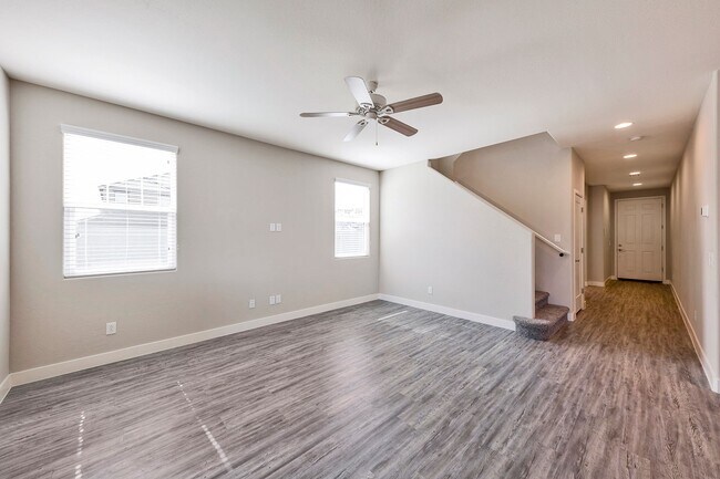 Building Photo - 2327 S Wycliff Cir