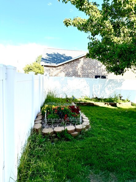 Building Photo - 9283 S Star Lily Cir