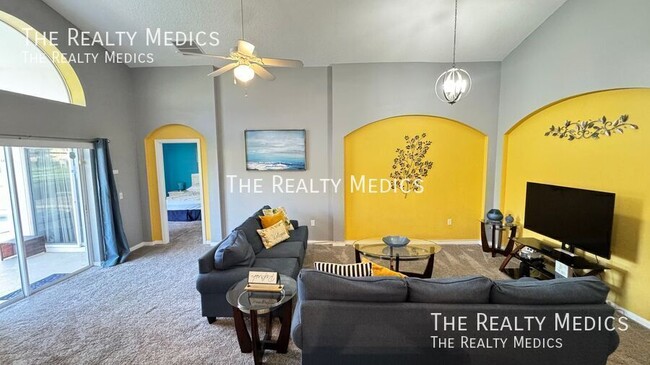 Building Photo - 4802 Cumbrian Lakes Dr