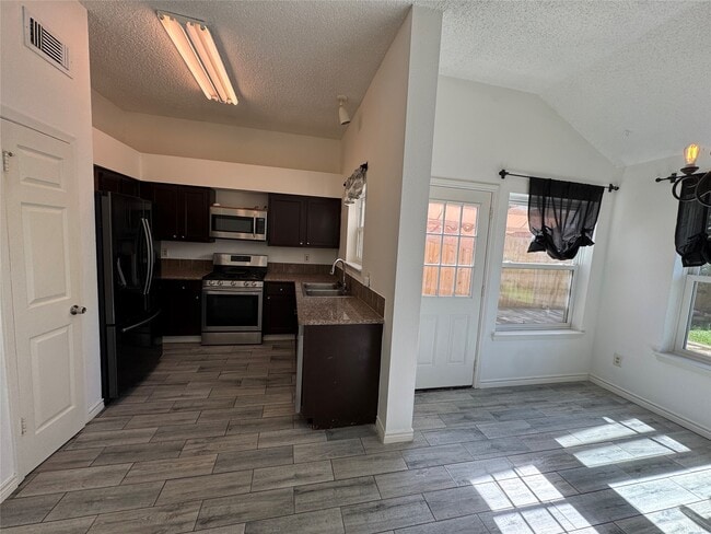Building Photo - 19606 Cypress Canyon Dr
