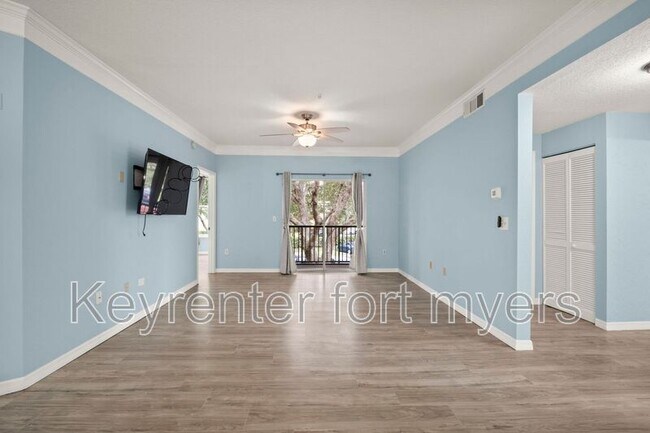 Building Photo - 11530 Villa Grand