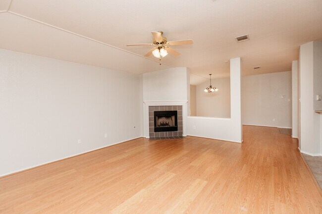 Building Photo - 3112 Wavecrest Blvd
