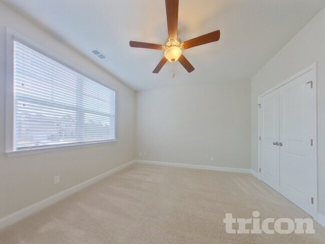 Building Photo - 80 Leyland Ct