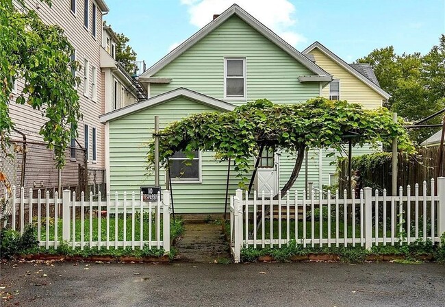 Building Photo - 49 E Transit St