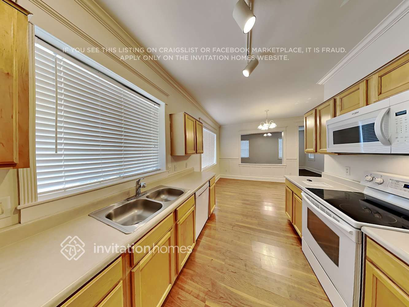 Building Photo - 8741 E Kiva Ave