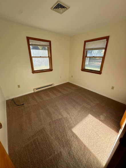 Building Photo - 268 Banning Rd