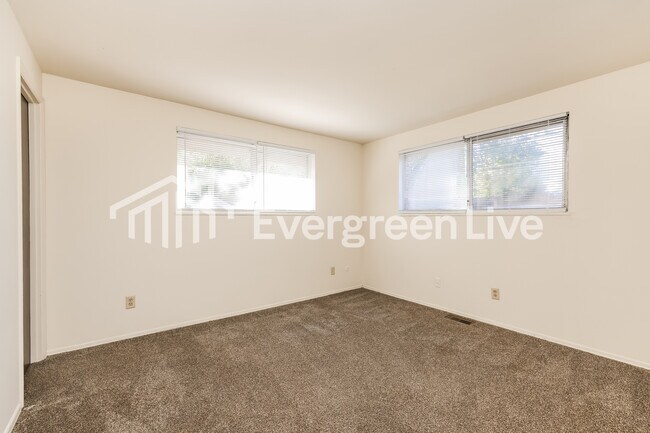 Building Photo - 7364 Brandt Pike