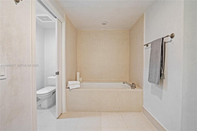 Building Photo - 6899 Collins Ave