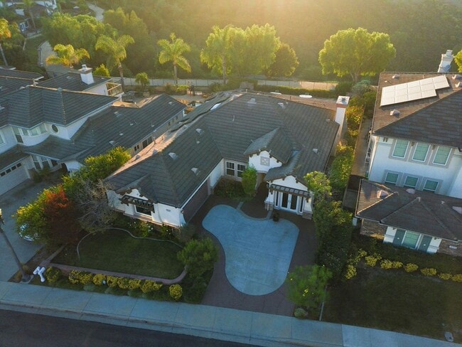 Building Photo - Spectacular Canyon-View Single-Level Home in Gated Hillcrest Estates!