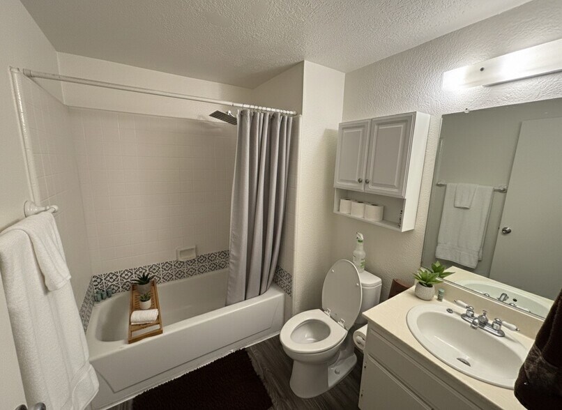 Bathroom - 25713 Sycamore Pointe