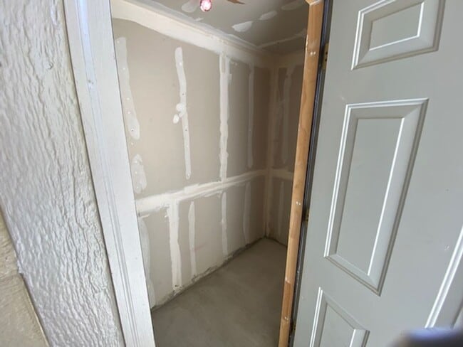 Building Photo - 10351 W Girton Dr