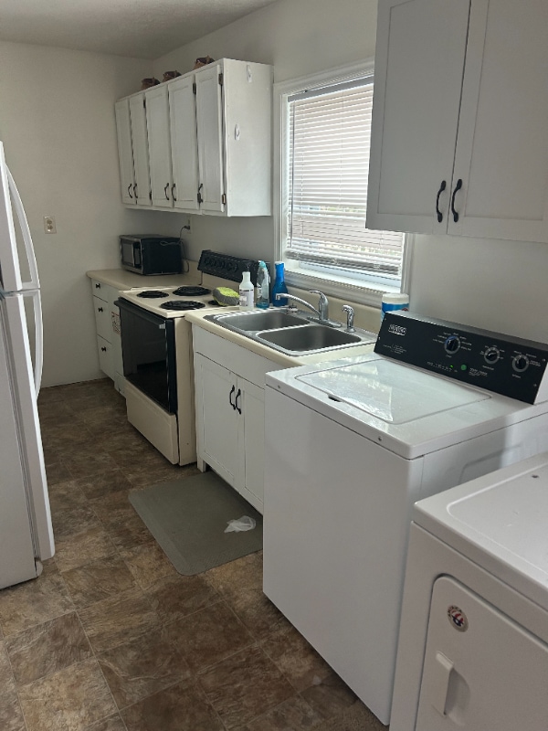 Building Photo - 715 Tabor Rd