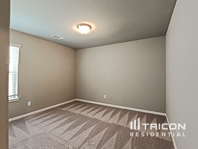 Building Photo - 9930 Tammy Ln