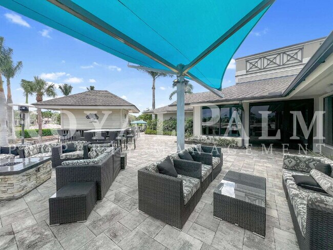 Building Photo - Renovated 3BR Home in The Forest — Seasonal Charm & Holiday Savings – Apply by 12/15 for One Mont...