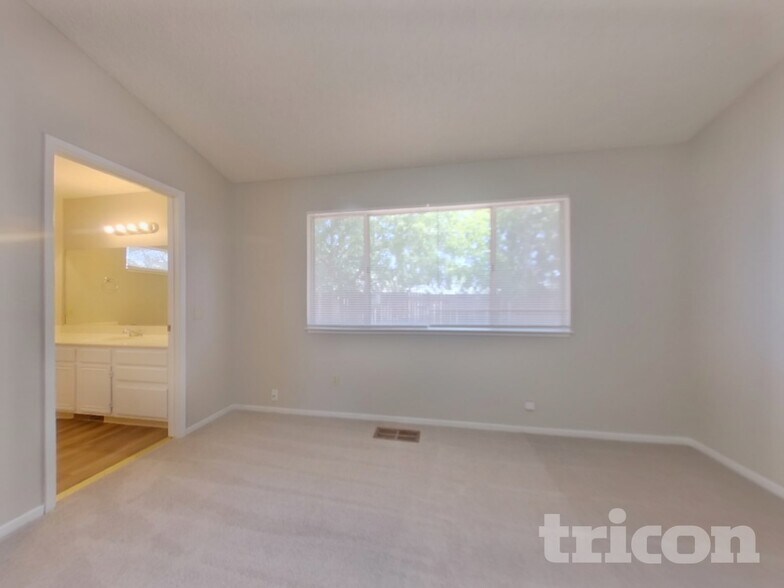 Building Photo - 8840 Sopwith Blvd