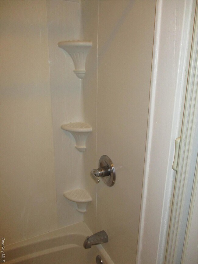 Building Photo - 33 Bay View Terrace