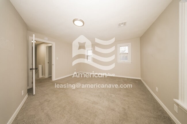 Building Photo - 3119 Pioneer Ave