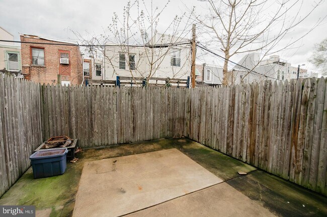 Building Photo - 1727 Annin St