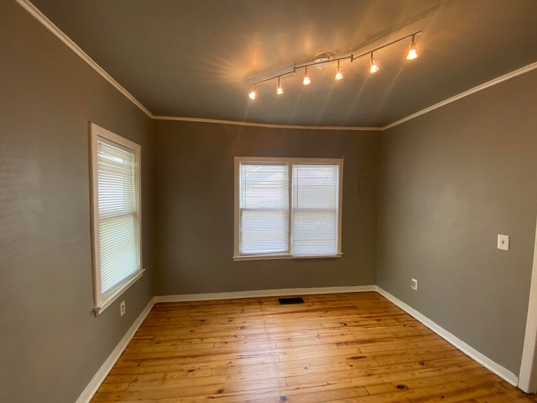 Building Photo - 2506 W Easton Ct