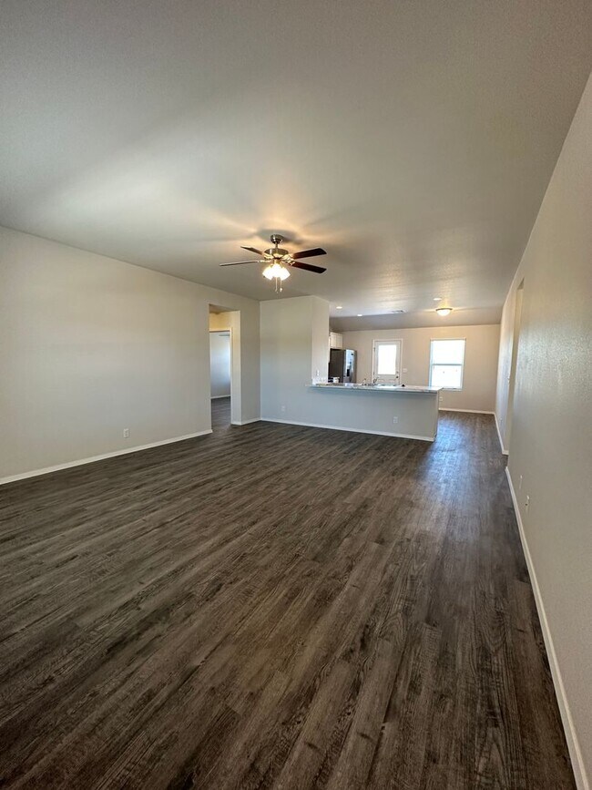 Building Photo - *Pre-leasing* Four Bedroom | Two Bath Home...