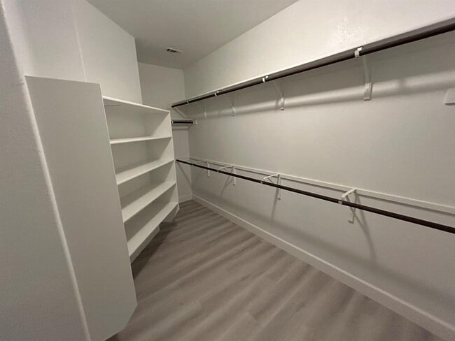 Building Photo - 197 Limerick Rd