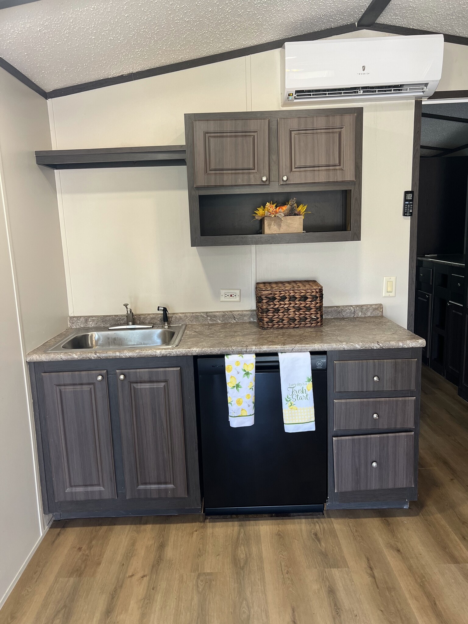 Building Photo - 5214 Guthrie St