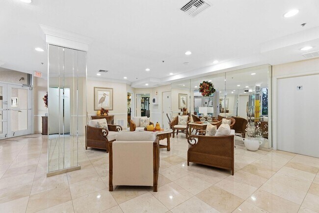 Building Photo - 3870 N Hwy A1A