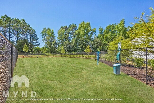 Building Photo - 334 Taverners Ln