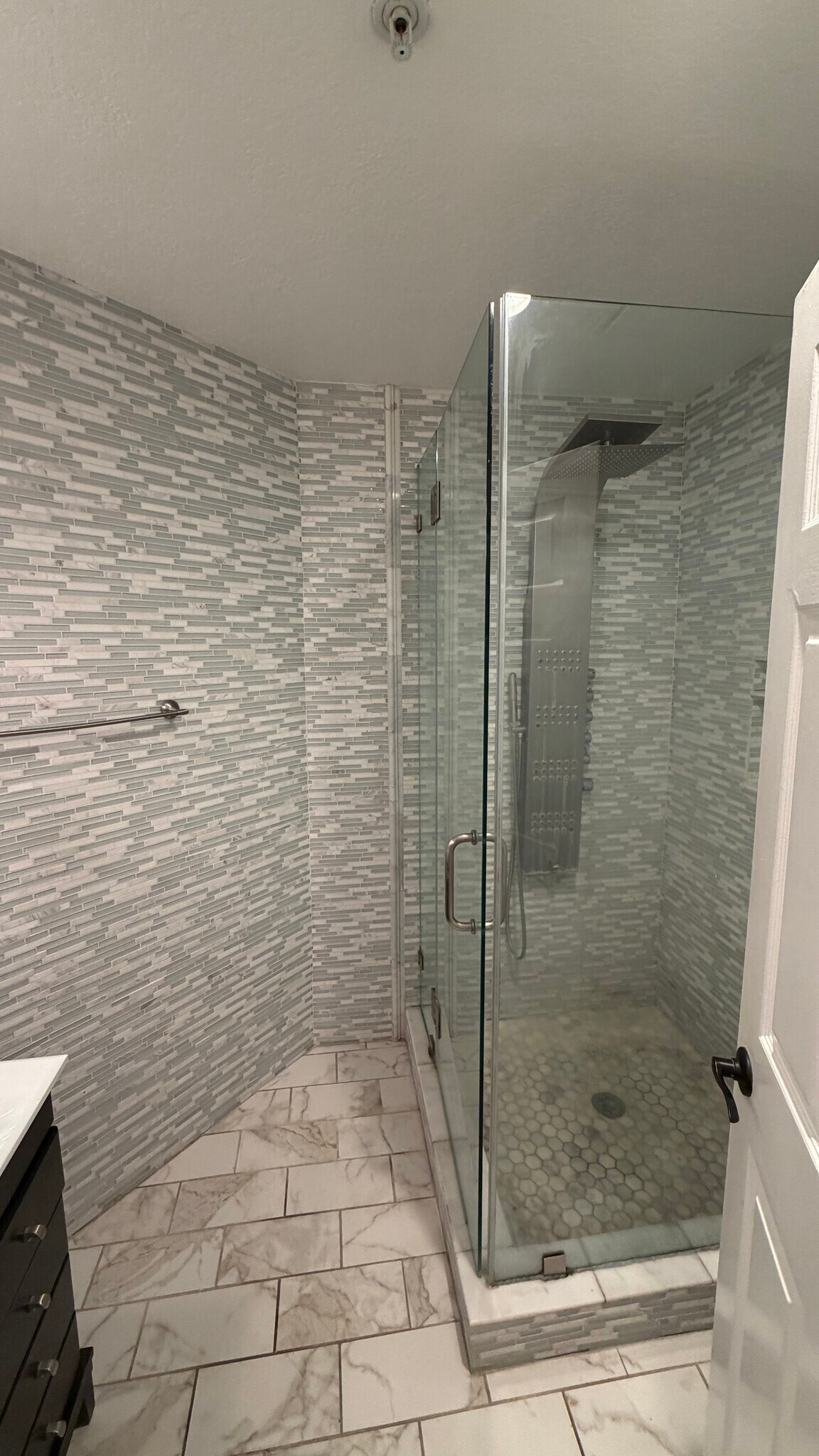 Building Photo - 1200 Pacific Coast Hwy