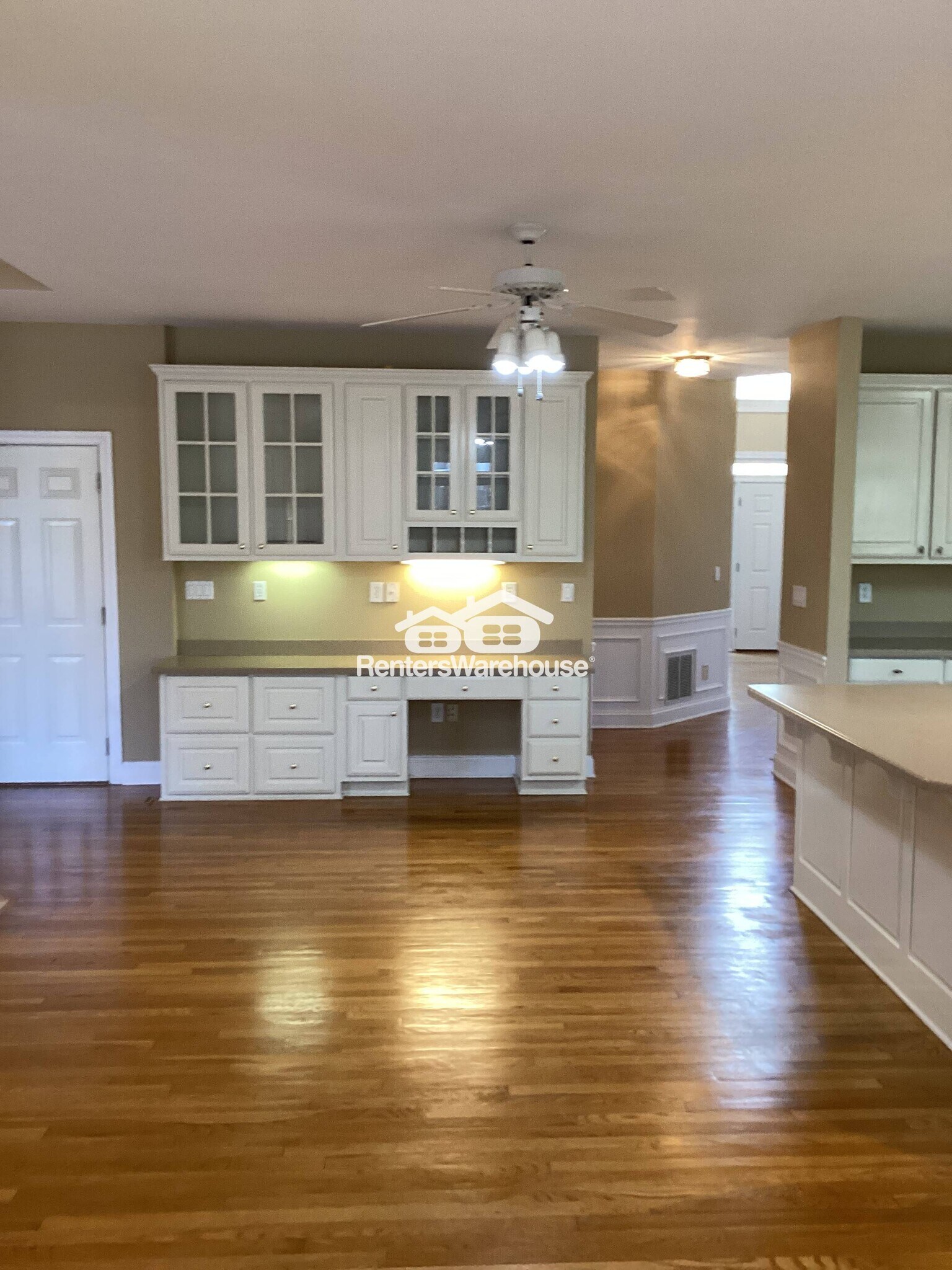 Building Photo - 10515 Sugar Crest Ave