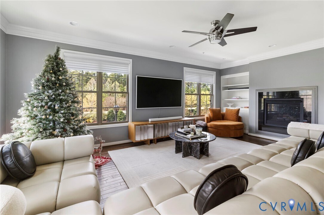 Building Photo - 3920 Village Commons Walk