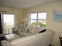 Building Photo - 2 br, 2 bath Condo - 1630 N Ocean Blvd Apt...