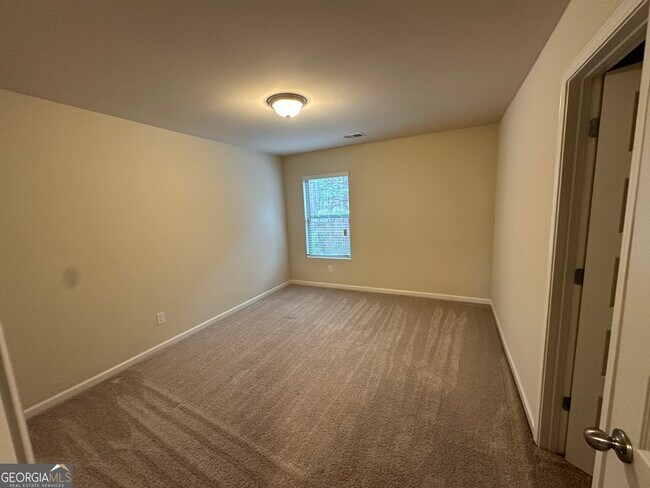 Building Photo - 376 Pernell Dr