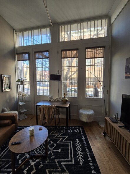 Building Photo - 114 Virginia St