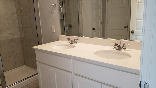 Building Photo - 1311 Hazleton Cove