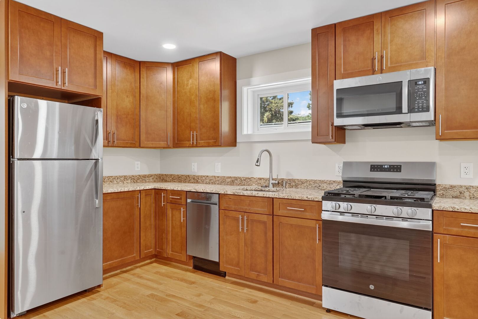 Building Photo - 4438 B St SE