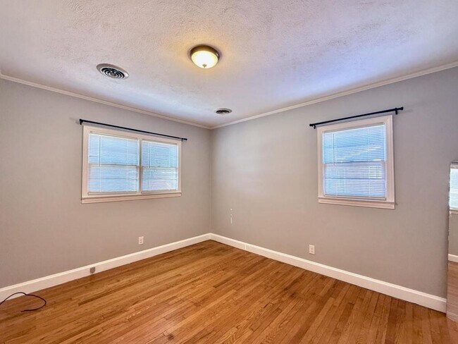 Building Photo - 800 McAbee Dr